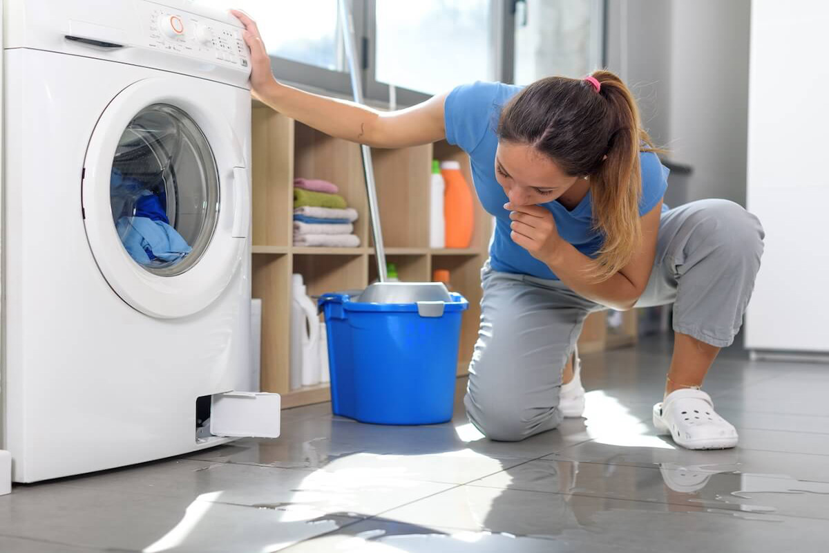 نشت آب از ماشین لباسشویی
